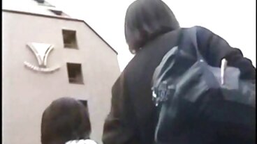 TushyRaw: Underbar brunett får erotiska filmer gratis sin läckra röv bred på porrHD