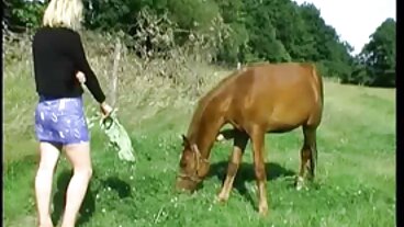 Petite Redhead knullar hennes bästa vän fri erotisk film