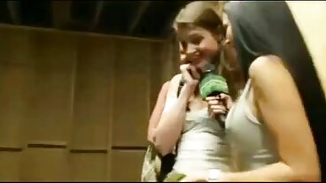 Skräddarsydd sötnos är The erotisk massage film Slutty Naked Maid