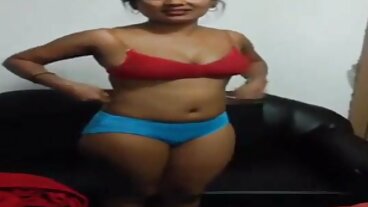 Rörmokare faller offer för Kid-Crazed sonja bengtsson erotik MILF! :O