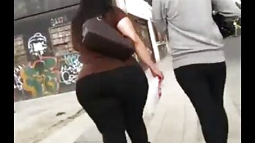 Söta sensuell erotisk film Luna förför sin fars gäst