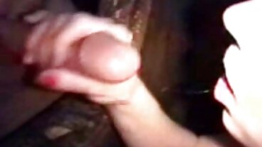 Liten blond tonåring byter penis erotiskt film